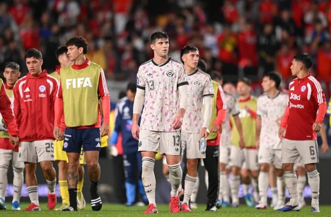 Imagen para el artículo: Chile perdió por goleada ante Nueva Zelanda y las redes explotan de memes