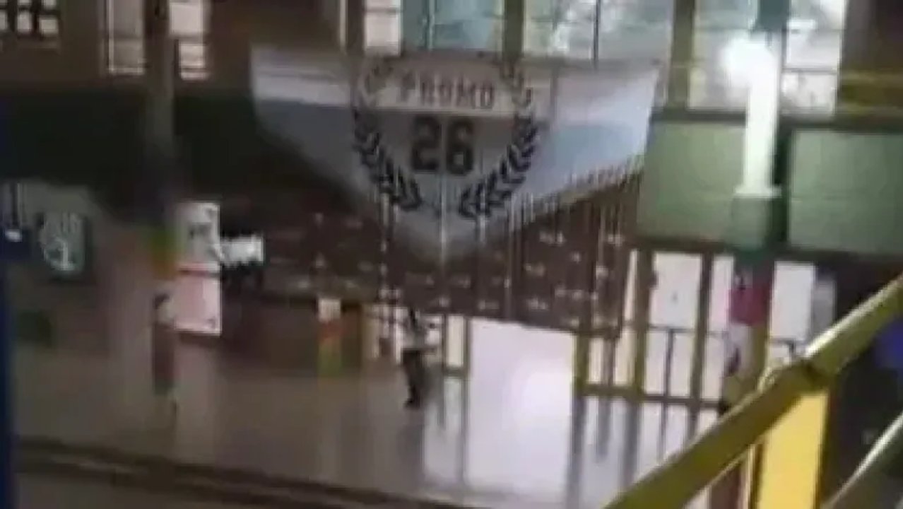 Imagen para el artículo: Horror en Santa Fe: un alumno entró armado a la escuela, mató a un compañero e hirió a otros