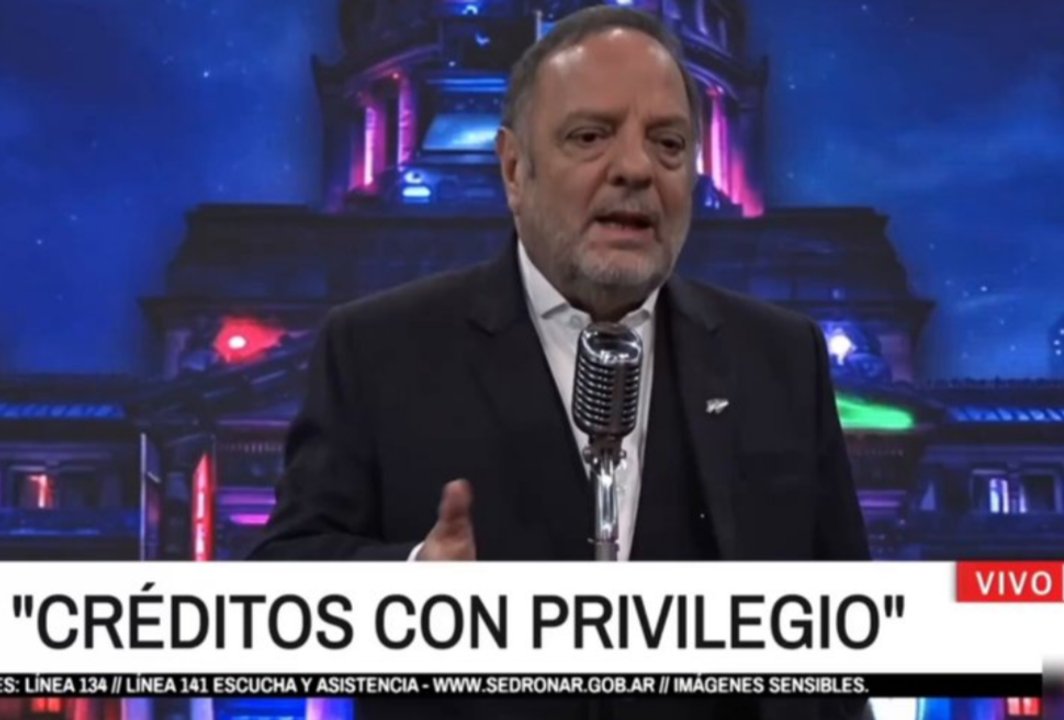 Imagen para el artículo: “Empecemos a hablar de la mafia”: Baby Etchecopar estalló contra el Gobierno
