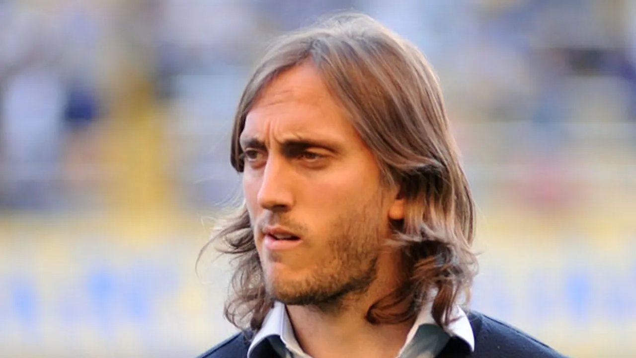 Imagen para el artículo: Otra vez viral: este técnico argentino que está en el fútbol brasileño volvió a vivir una hilarante conferencia de prensa