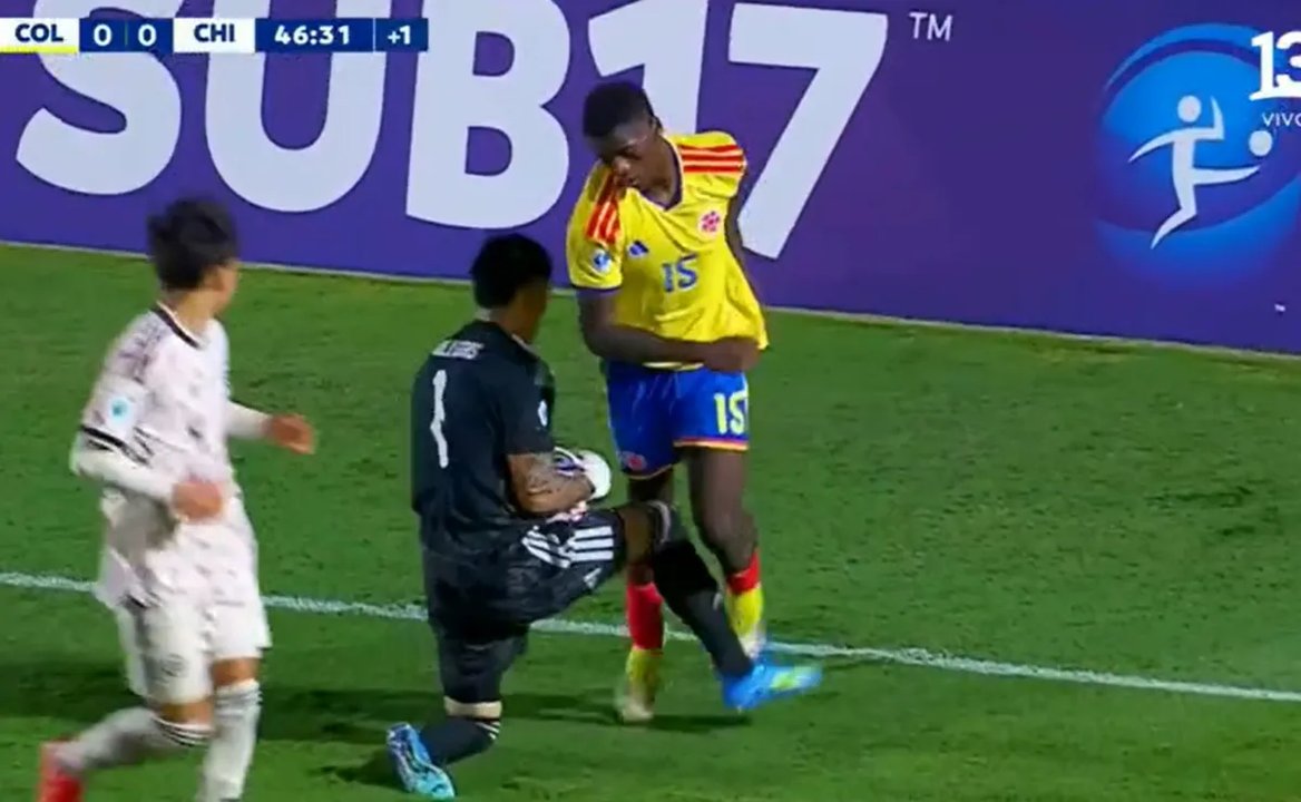 Imagen para el artículo: ¿El penal más insólito hecho por un arquero? El pecado del 1 de Chile en el Sudamericano Sub 17