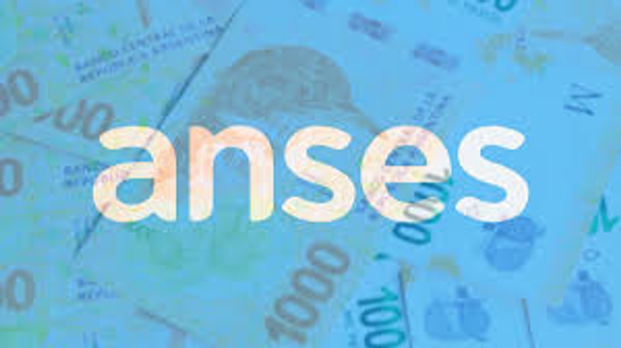 Imagen para el artículo: A cuánto llegaría AUH de ANSES tras la inflación de marzo