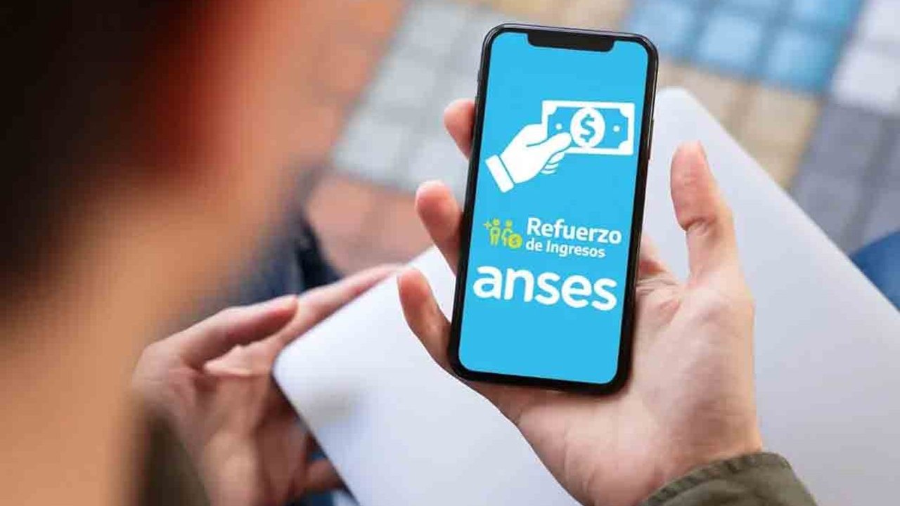 Imagen para el artículo: Así podés cobrar $85.000 en ANSES haciendo un trámite clave en abril 2026
