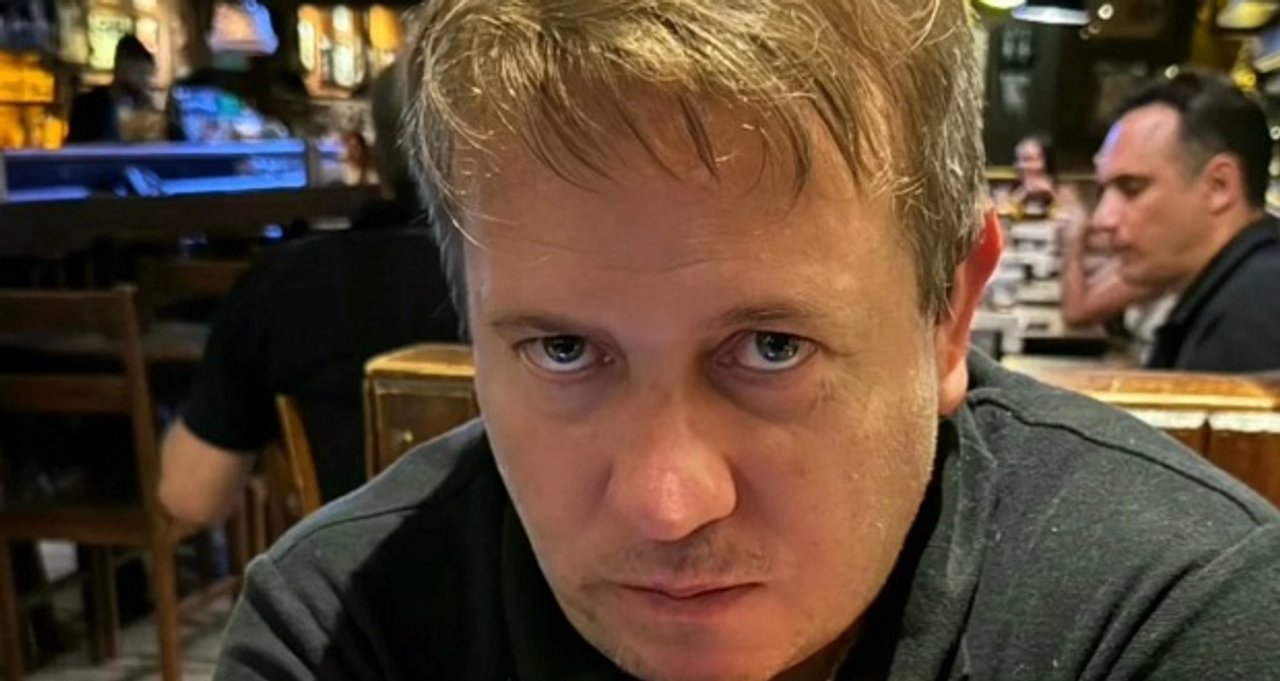 Imagen para el artículo: El biógrafo de Milei se comió la domada del año cuando quiso criticar al padre Guilherme