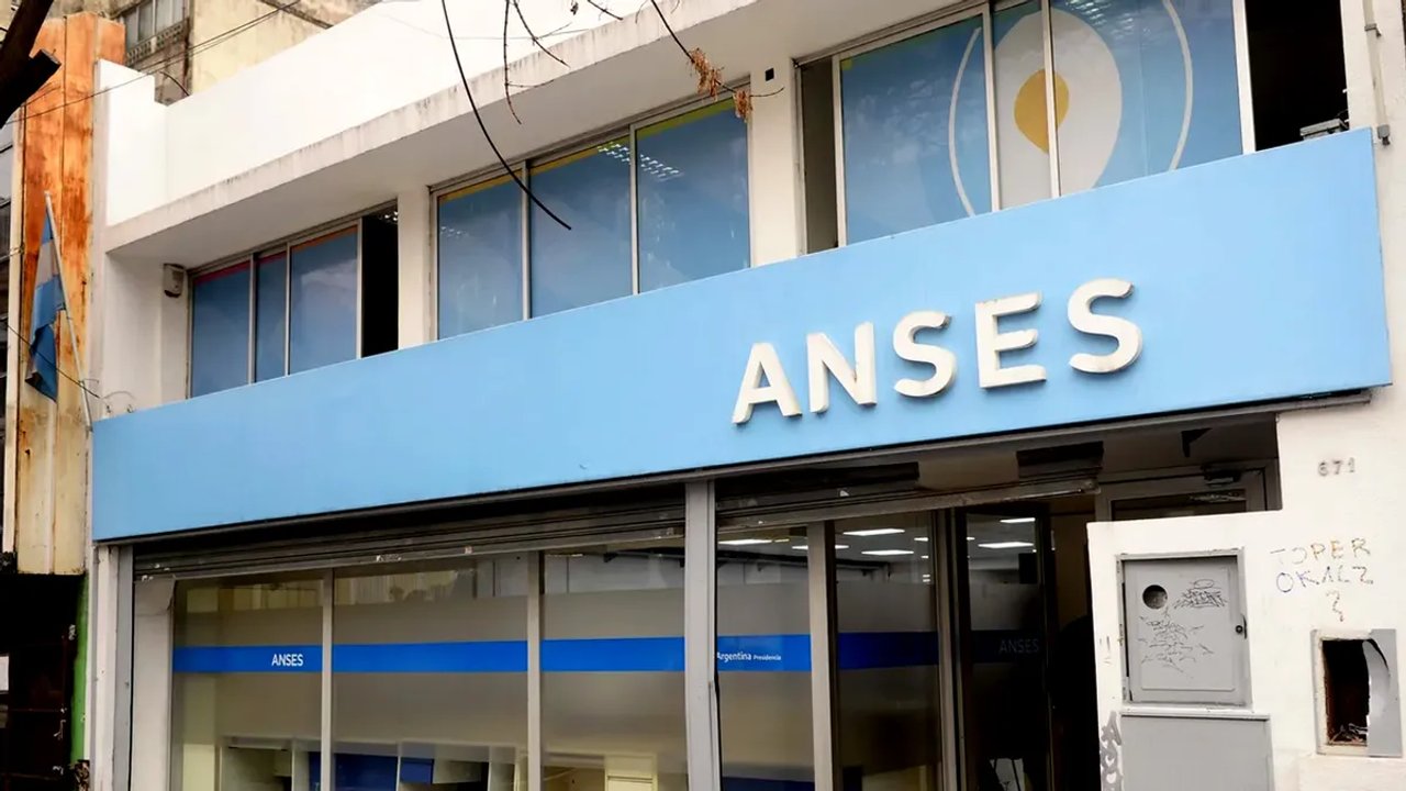 Imagen para el artículo: Como saber si ANSES anuló tu pago para AUH en mayo 2026 y cómo reclamar