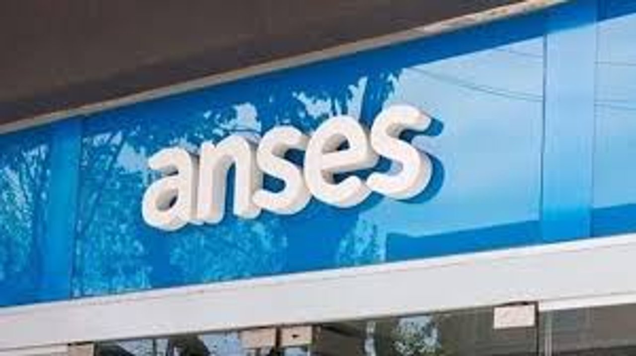 Imagen para el artículo: Últimos días: así podés cobrar $35.000 por las Becas Progresar de ANSES en 2026