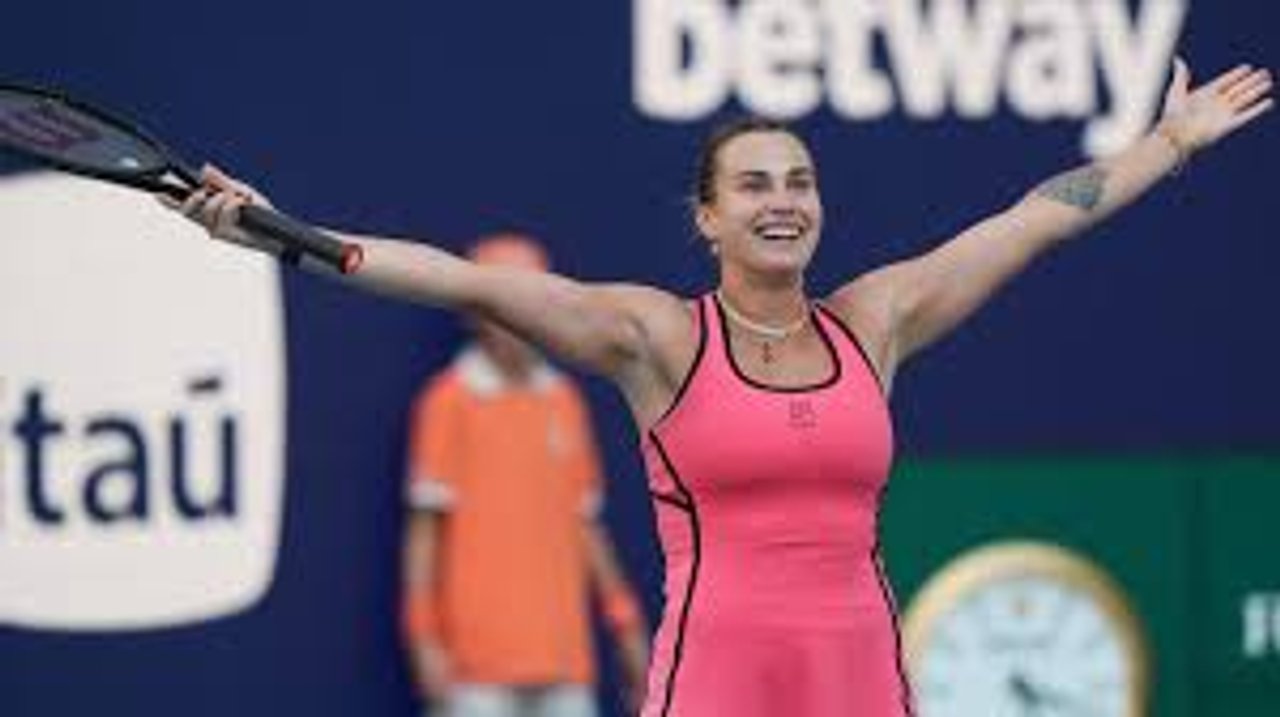 Imagen para el artículo: Aryna Sabalenka domina el deporte femenino: fue reconocida como mejor tenista del mundo