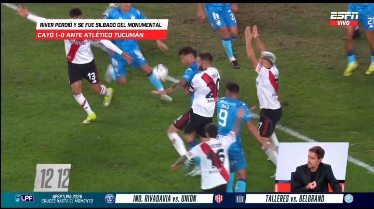 Imagen para el artículo: Estalló la polémica en ESPN: ¿“Me están cargando?”, Closs se quejó por el penal que no le dieron a River y Edul lo contradijo en vivo