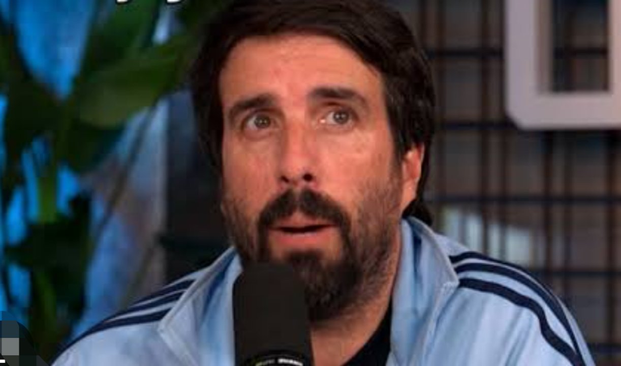 Imagen para el artículo: Azzaro le soltó la mano a Gustavo Costas y pidió que el DT se vaya Racing