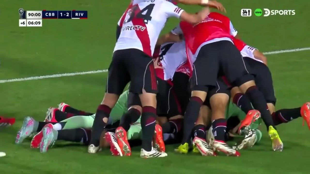 Imagen para el artículo: “Hacelo Salas”, el relato de Lito Costa Febre del gol agónico de Maxi Salas remembrando aquel de Pipino Cuevas