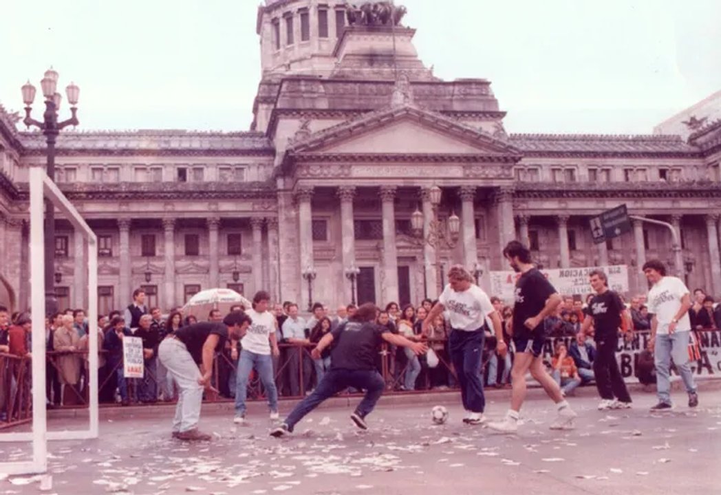 Imagen para el artículo: El Turco García compartió una foto que demuestra su histórico apoyo a la educación pública