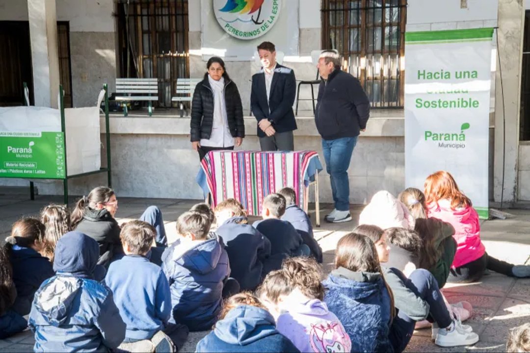 Imagen para el artículo: Así es el Programa Ecoaliados, la iniciativa que potencia el reciclaje en las escuelas y es furor