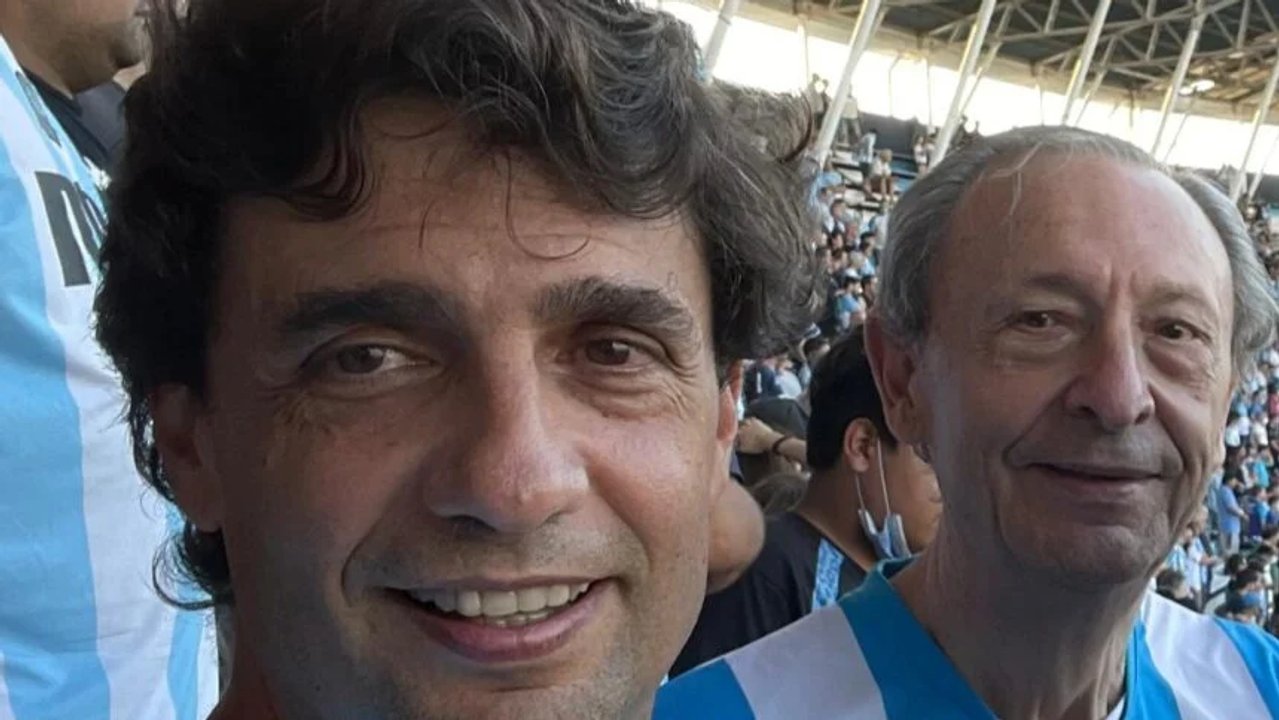 Imagen para el artículo: Enojado por la derrota de Racing y molesto por el funcionamiento del fútbol argentino, Hernán Lacunza planteó un cambio radical