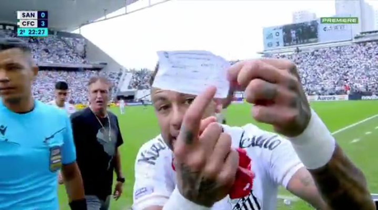 Imagen para el artículo: Insólito y escandaloso: sacaron a Neymar por un error arbitral y estalló de furia en pleno partido