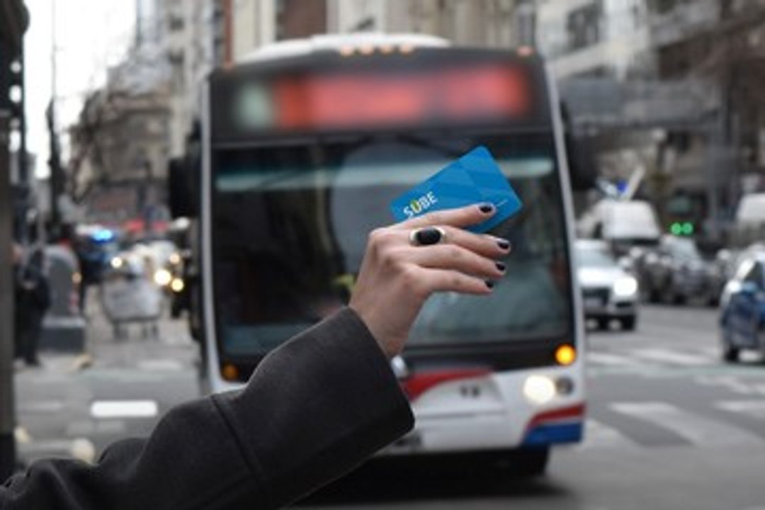 Imagen para el artículo: “Hasta cuándo?”: el transporte vuelve a aumentar en dos semanas y crece el hartazgo por el ajuste