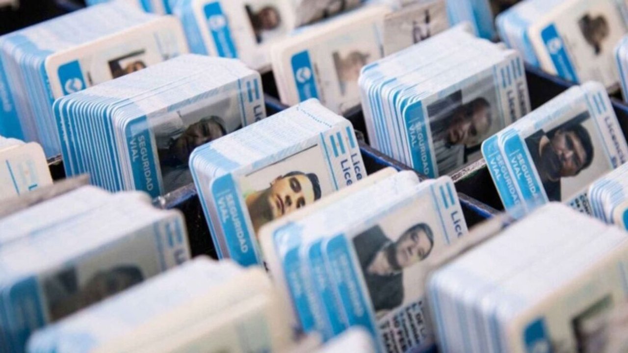 Imagen para el artículo: Esta es la norma clave para la licencia de conducir que cambió en 2026 y afecta a un grupo de conductores