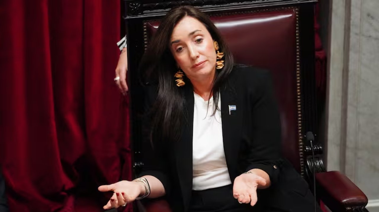 Imagen para el artículo: “¿Usted fumó?”: Una libertaria acusó de montonera a Villarruel y ella le preguntó si se drogaba