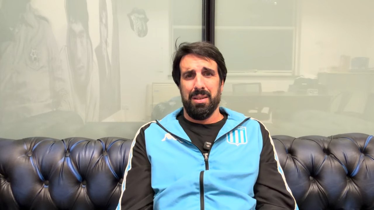 Imagen para el artículo: La calentura de Azzaro por la eliminación de Racing en la Sudamericana lo llevó a pedir la renuncia de Gustavo Costas