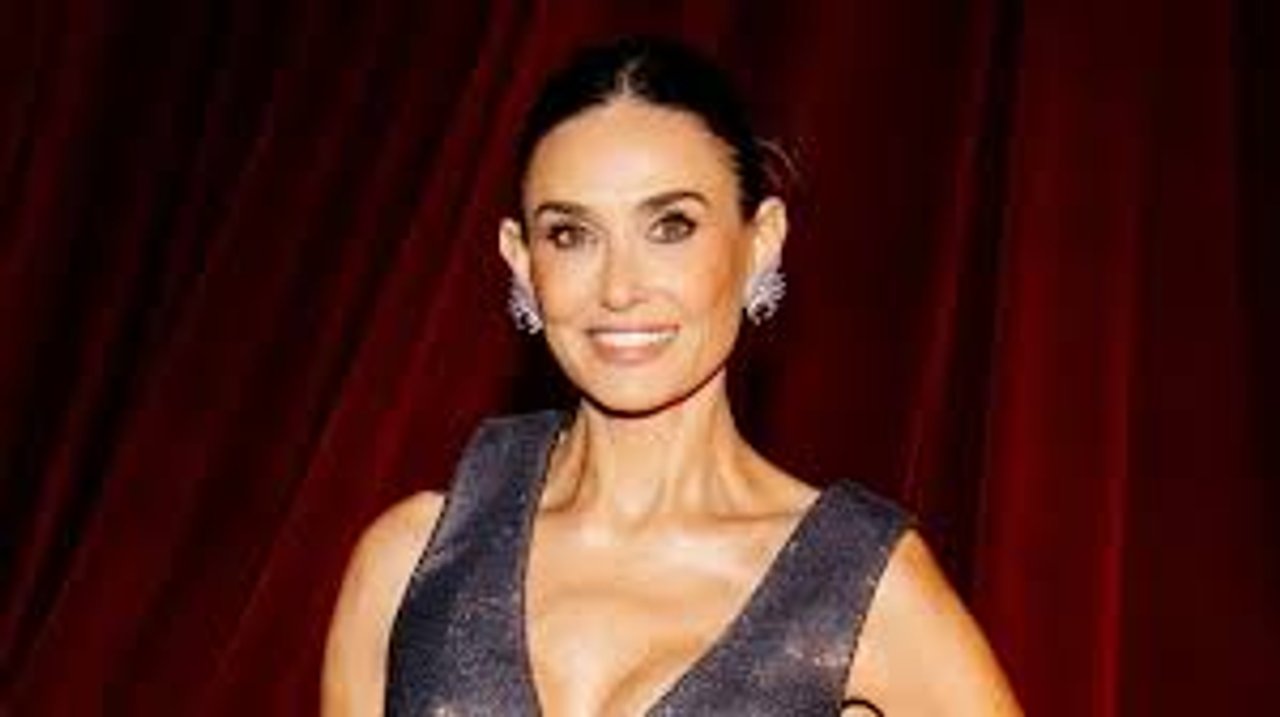 Imagen para el artículo: Sorprendió a todos: así fue la impresionante transformación de Demi Moore