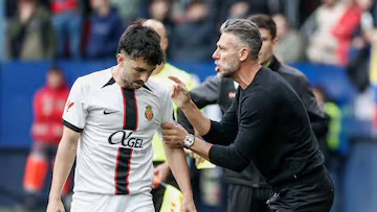 Imagen para el artículo: Demichelis lo hizo otra vez: mandó al frente a un futbolista de Mallorca y se le pudrió el vestuario