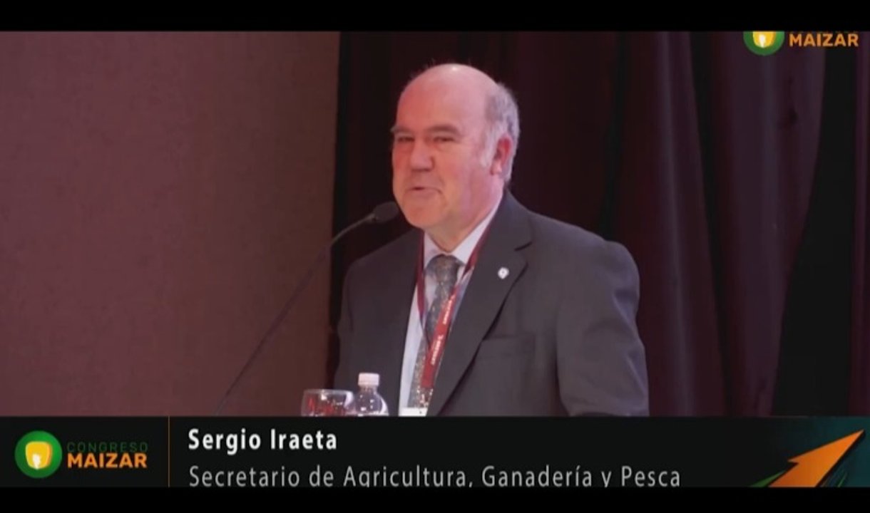 Imagen para el artículo: Lo que faltaba: el secretario de Agricultura de Milei se calentó, retó a los productores en pleno discurso y reclamó que lo aplaudan