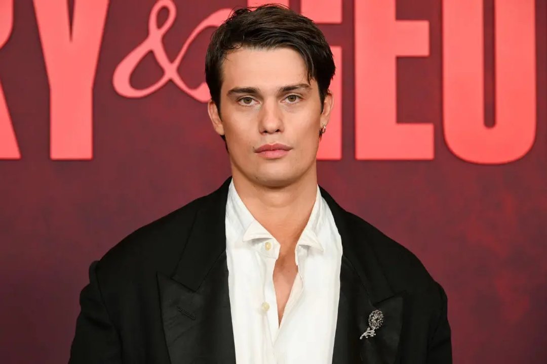 Imagen para el artículo: Actor destacado: así fue la impresionante transformación de Nicholas Galitzine