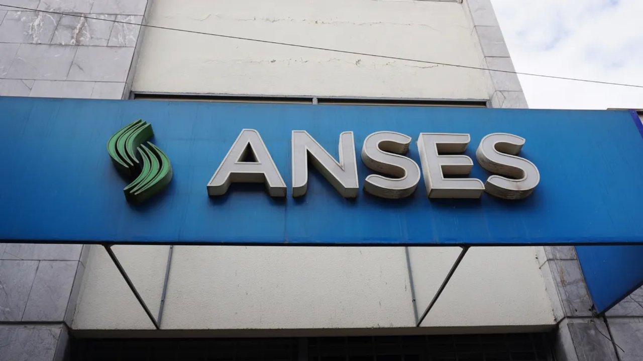 Imagen para el artículo: Este es el paso clave que deben hacer jubilados y pensionados antes de recibir el cobro de ANSES en junio 2026