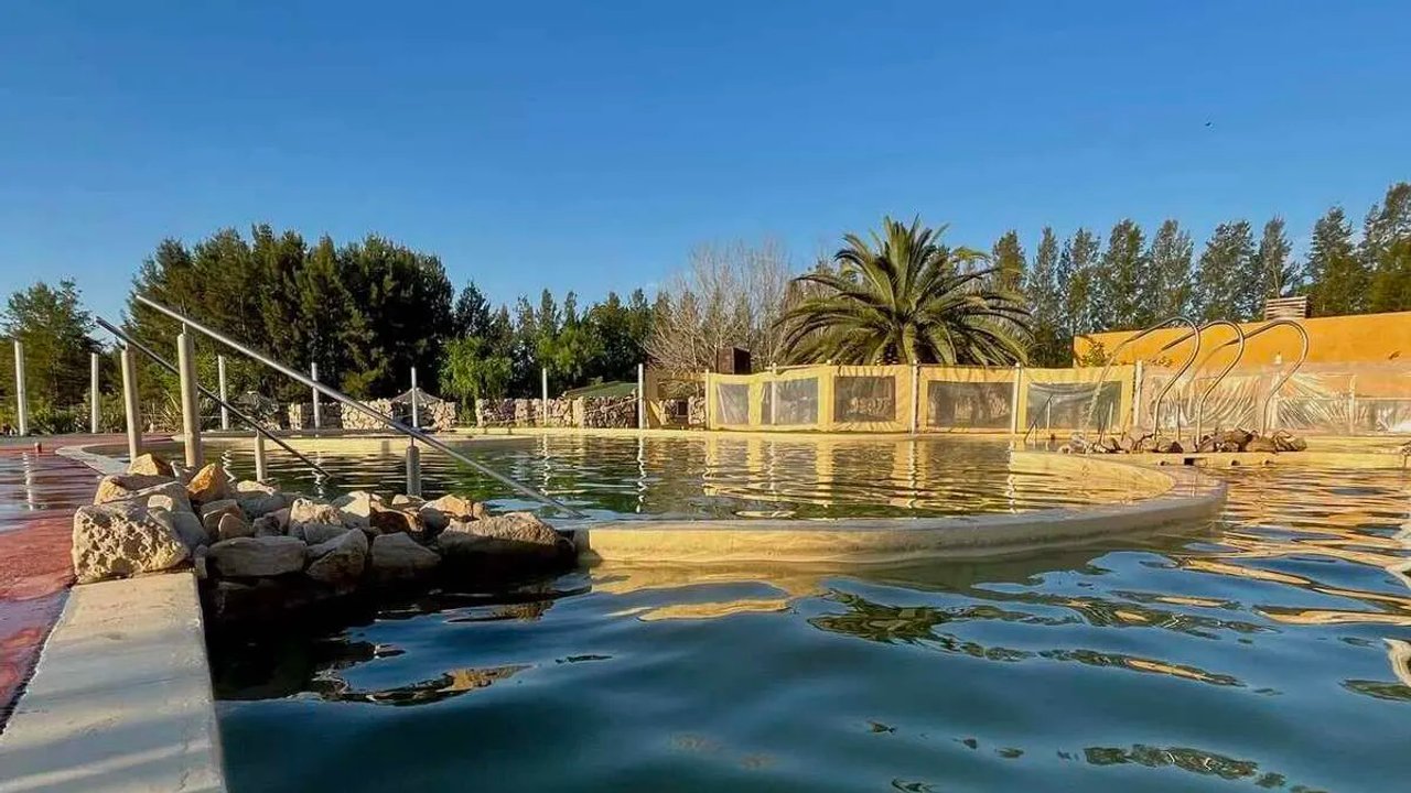 Imagen para el artículo: Quedan cerca: estas termas son un atractivo ideal para una escapada desde Buenos Aires