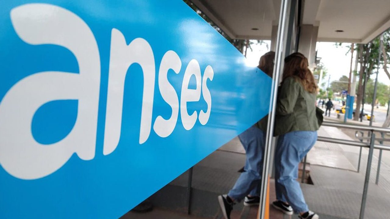 Imagen para el artículo: Así podés aprovechar el reintegro del 25% con los Beneficios ANSES en el final de junio 2026