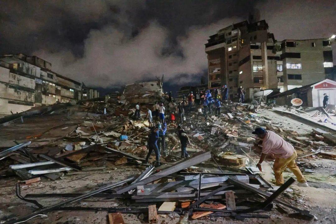 Imagen para el artículo: Las más impactantes imágenes del devastador terremoto en Venezuela que conmueven al mundo