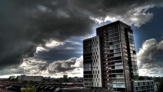 Imagen para el artículo: Clima en Ciudad de Buenos Aires: el termómetro marcó 14°C al mediodía bajo un cielo completamente gris