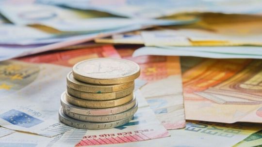 Imagen para el artículo: A cuánto cotiza el euro blue hoy, martes 9 de junio