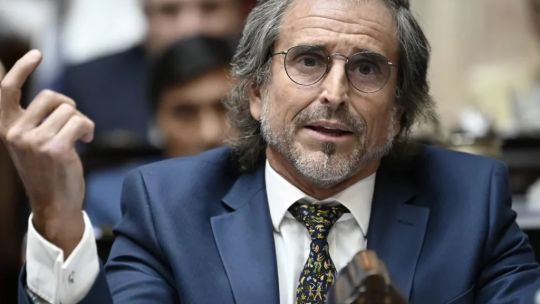 Imagen para el artículo: Benegas Lynch acusó a García Cuerva de “militar con sotana el regreso del peronismo” tras el Tedeum del 25 de Mayo