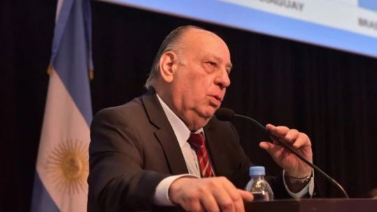 Imagen para el artículo: Cachanosky sobre Milei: "Lo que está haciendo es liquidar un montón de empresas"