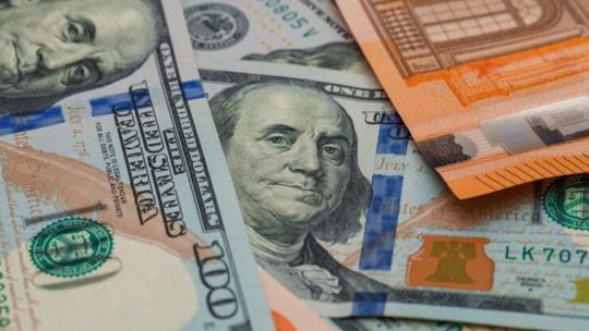 Imagen para el artículo: Cotización del euro y euro blue hoy martes 2 de junio