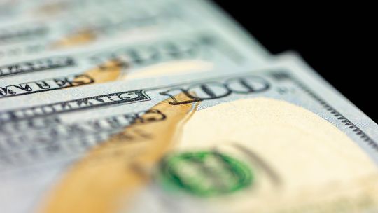 Imagen para el artículo: El dólar blue cerró sin cambios este martes 2 de junio y el Banco Central volvió a comprar dólares