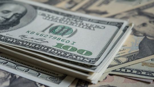 Imagen para el artículo: Dólar blue hoy: cerró a la baja este miércoles 20 de mayo, con una caída de $5