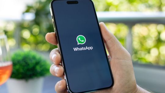 Imagen para el artículo: WhatsApp lanzó "Football Center 2026": la nueva función interactiva para seguir los partidos del Mundial en tiempo real