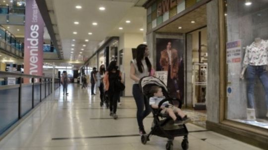 Imagen para el artículo: Mejoró la confianza del consumidor en mayo, pero sigue casi 12% por debajo de 2025