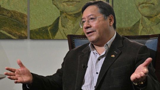 Imagen para el artículo: La Justicia boliviana amplió a cinco meses la detención preventiva del expresidente Arce