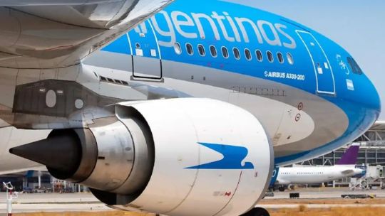 Imagen para el artículo: La Justicia de EE.UU. condenó a Argentina a pagar US$390 millones por la expropiación de Aerolíneas Argentinas