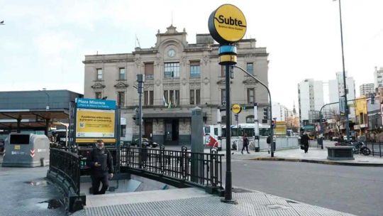 Imagen para el artículo: Tren Sarmiento: este fin de semana el servicio funcionará de manera limitada por renovación de vías