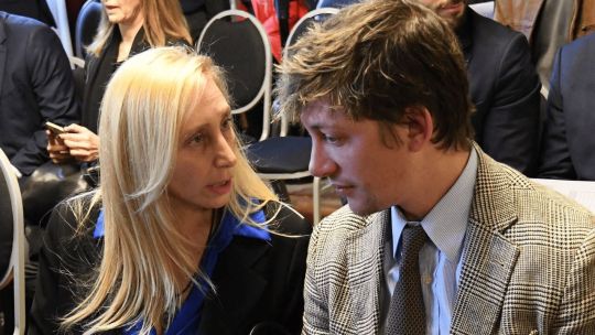 Imagen para el artículo: El Gobierno evalúa cambios en áreas ligadas a Santiago Caputo y busca votos para reactivar el Senado