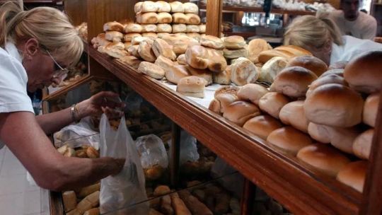 Imagen para el artículo: Paritarias de panaderos: las escalas salariales confirmadas que definen los ingresos para el mes de junio