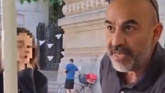 Imagen para el artículo: Feinmann pide echar a un "profesor kuka" del Colegio Nacional de Buenos Aires
