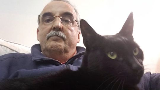 Imagen para el artículo: Guillermo Moreno despidió a su gato Mambo en redes