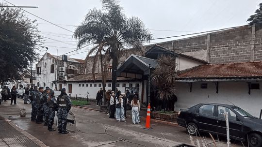 Imagen para el artículo: Crisis económica: cierra el histórico boliche Pinar de Rocha