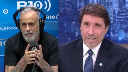 Imagen para el artículo: Guerra de periodistas: Rial acusa a Feinmann de ayudar al Gobierno en el caso ANDIS