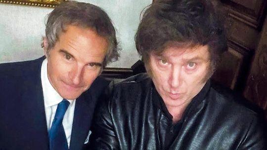 Imagen para el artículo: Grossi habló de Milei en plena carrera por la ONU: "A algunos les parece aborrecible, a otros un gran líder"