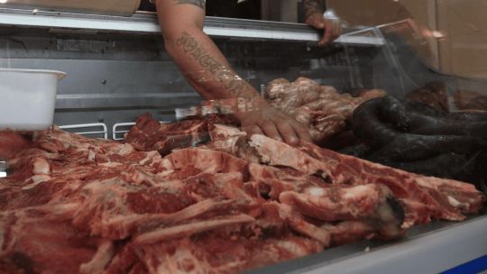 Imagen para el artículo: El consumo de carne en caída libre en la era Milei